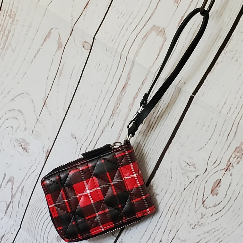 No Boundaries women's vinyl quilted wallet wristlet red and black plaid